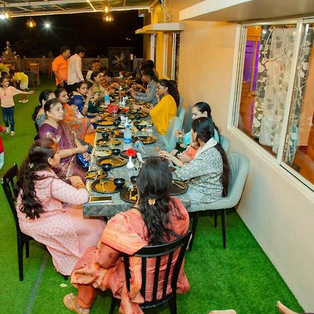 Hotel Virasat By Bookingcare Chhatarpur エクステリア 写真
