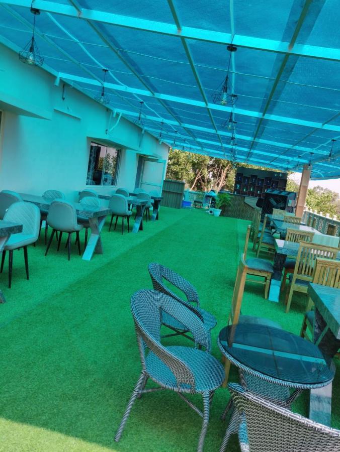 Hotel Virasat By Bookingcare Chhatarpur エクステリア 写真