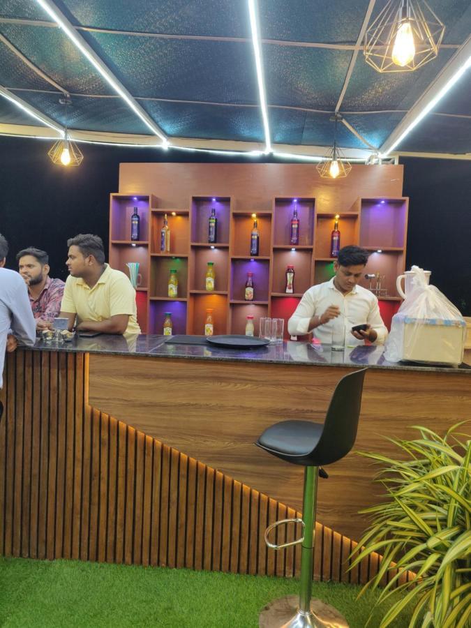Hotel Virasat By Bookingcare Chhatarpur エクステリア 写真