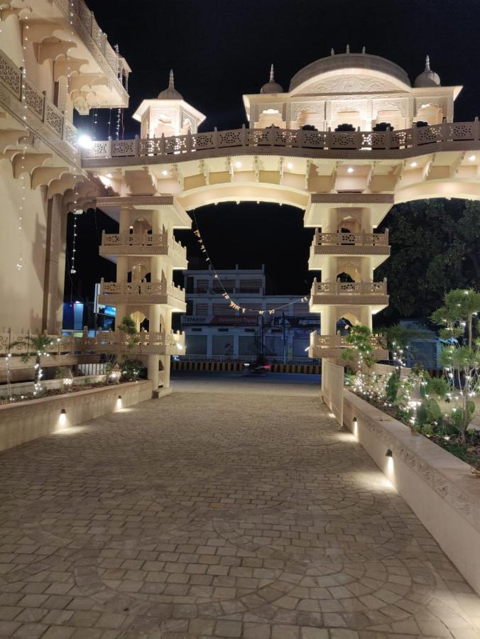 Hotel Virasat By Bookingcare Chhatarpur エクステリア 写真