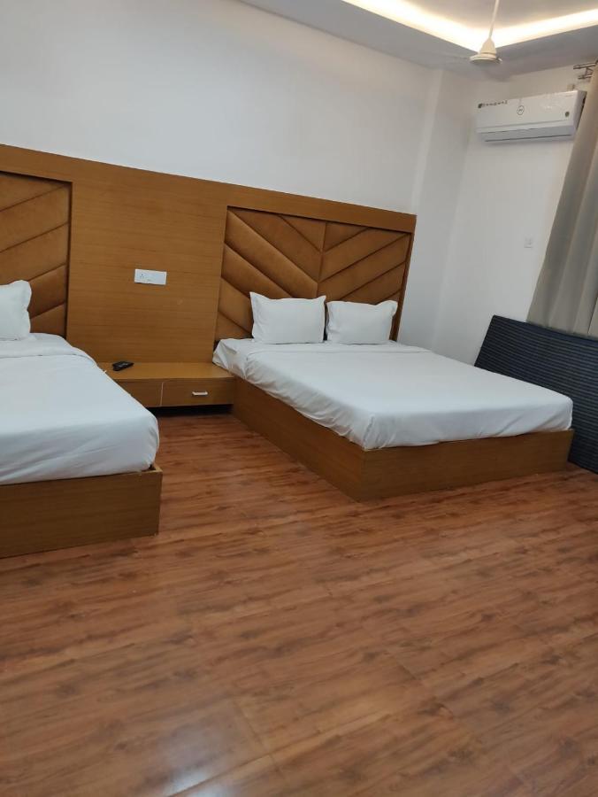 Hotel Virasat By Bookingcare Chhatarpur エクステリア 写真