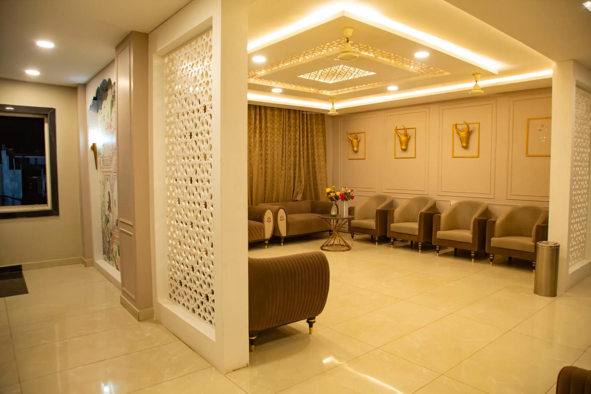 Hotel Virasat By Bookingcare Chhatarpur エクステリア 写真
